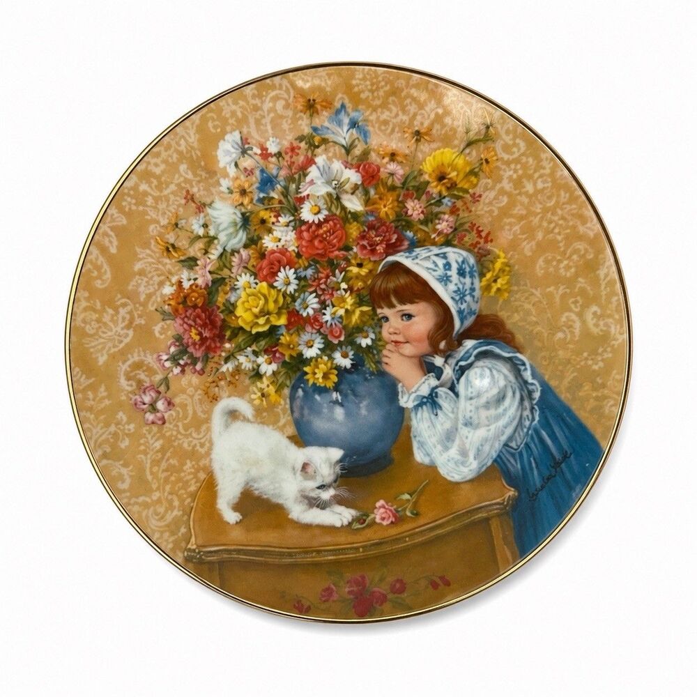 Just Dreaming By Sandra Kuck Vintage Collectors Plate (1985)